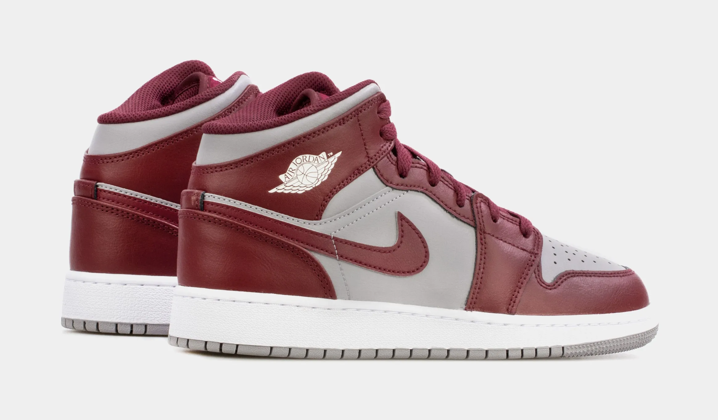 Air Jordan 1 Mid Cherrywood Red Grade School Lifestyle Shoes (Grey/Red)