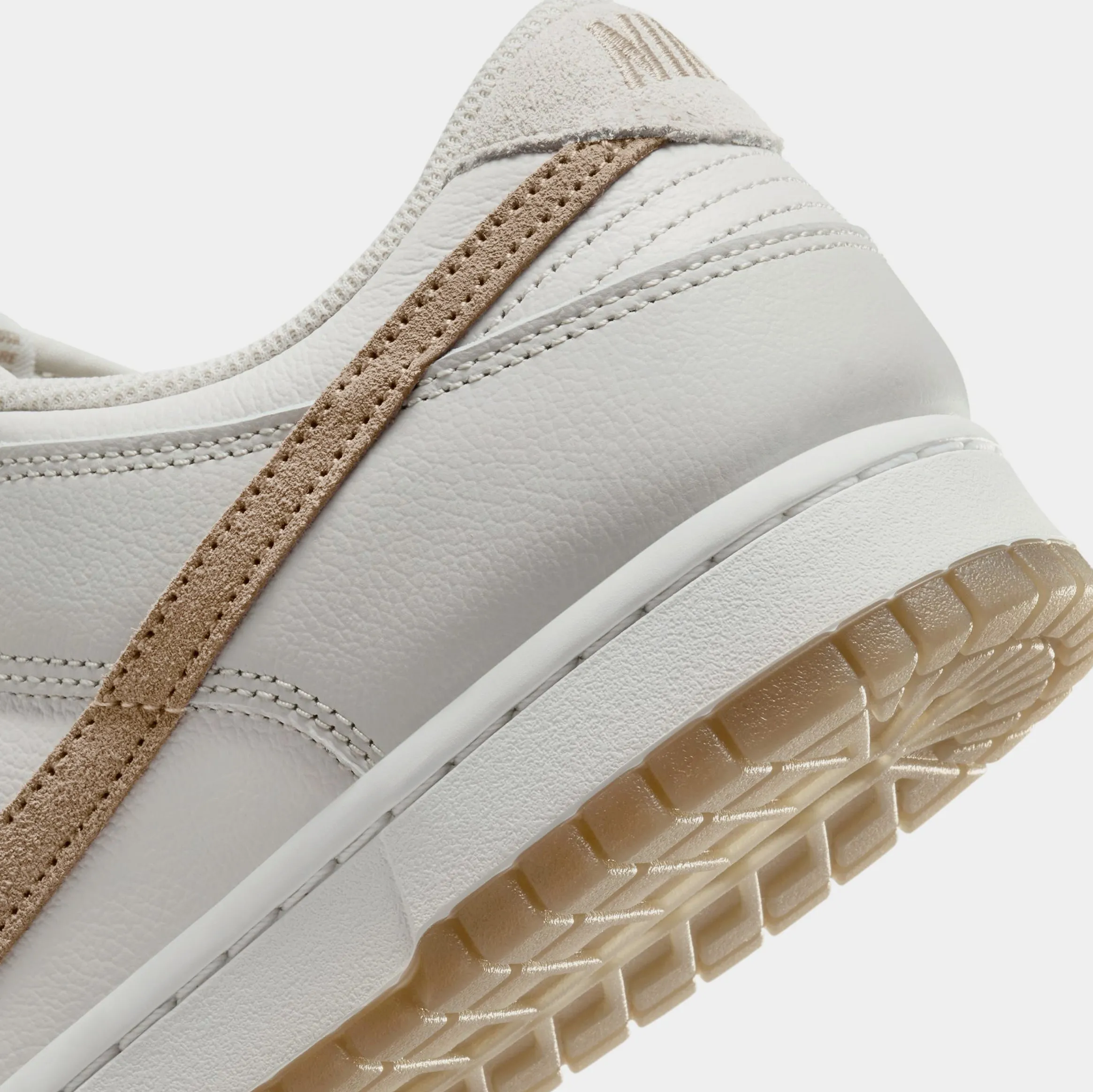 Dunk Low Retro SE Phantom Light Bone Mens Lifestyle Shoes (Phantom/Light Bone/Summit White/Khaki)