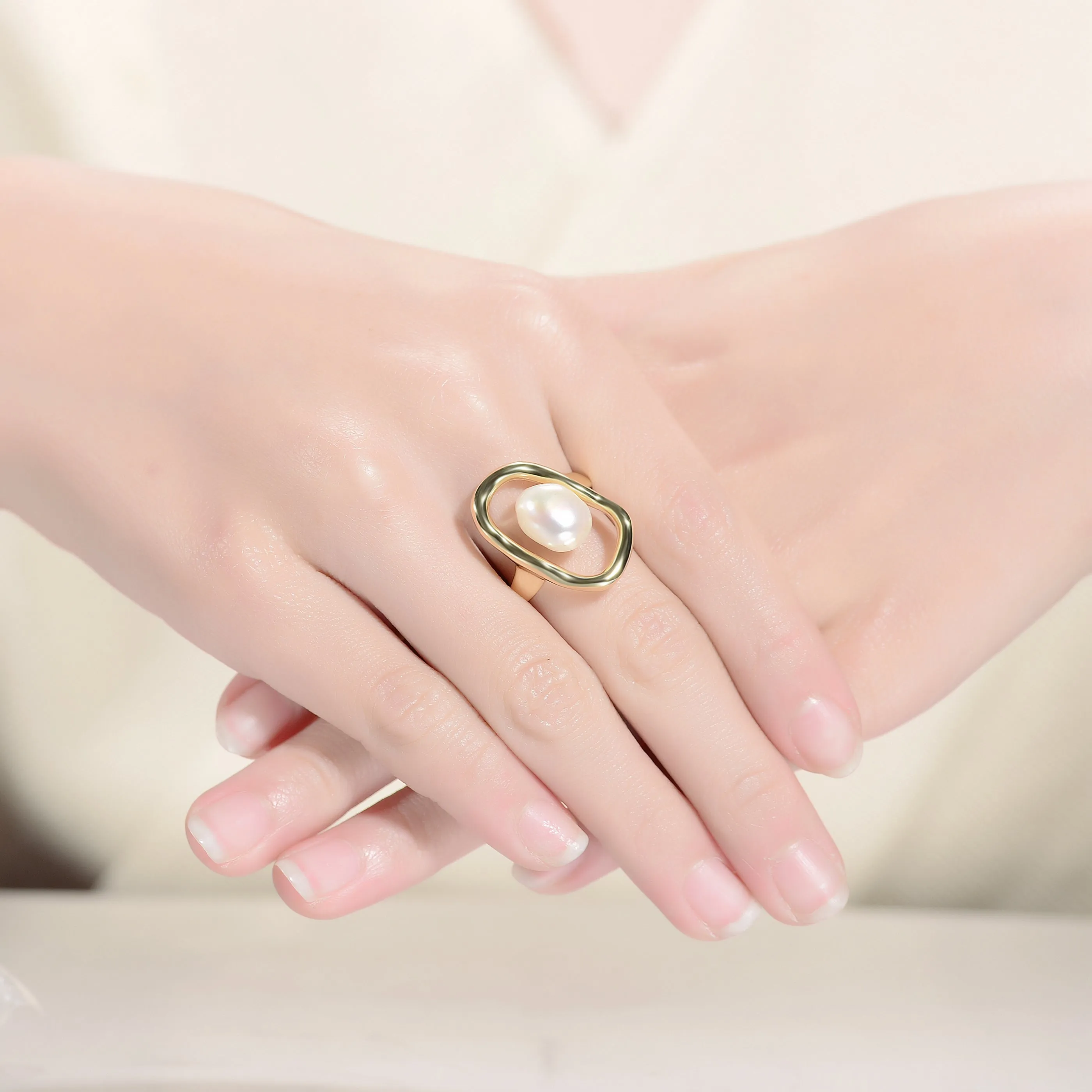 Elegant Gold-Plated Pearl Ring