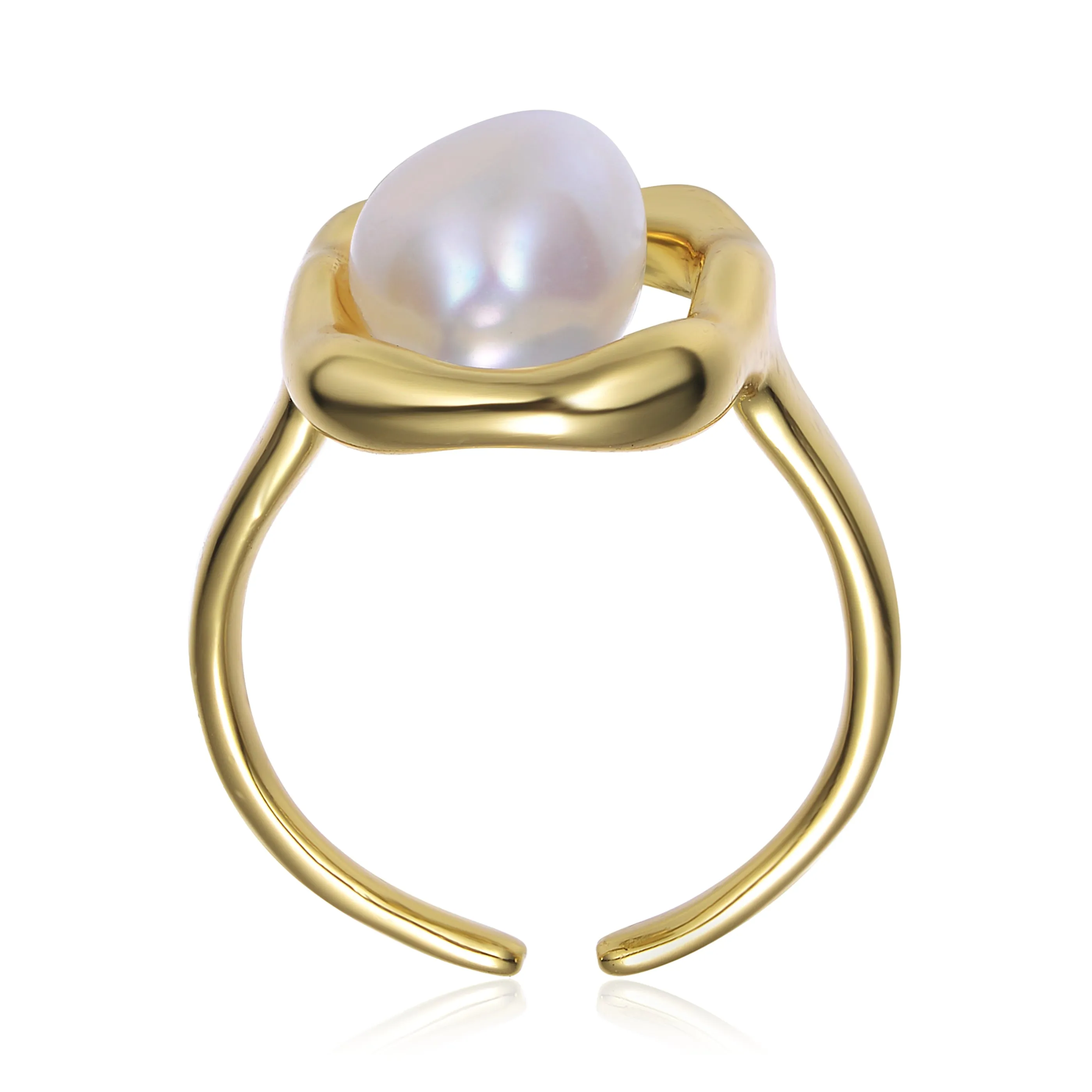 Elegant Gold-Plated Pearl Ring