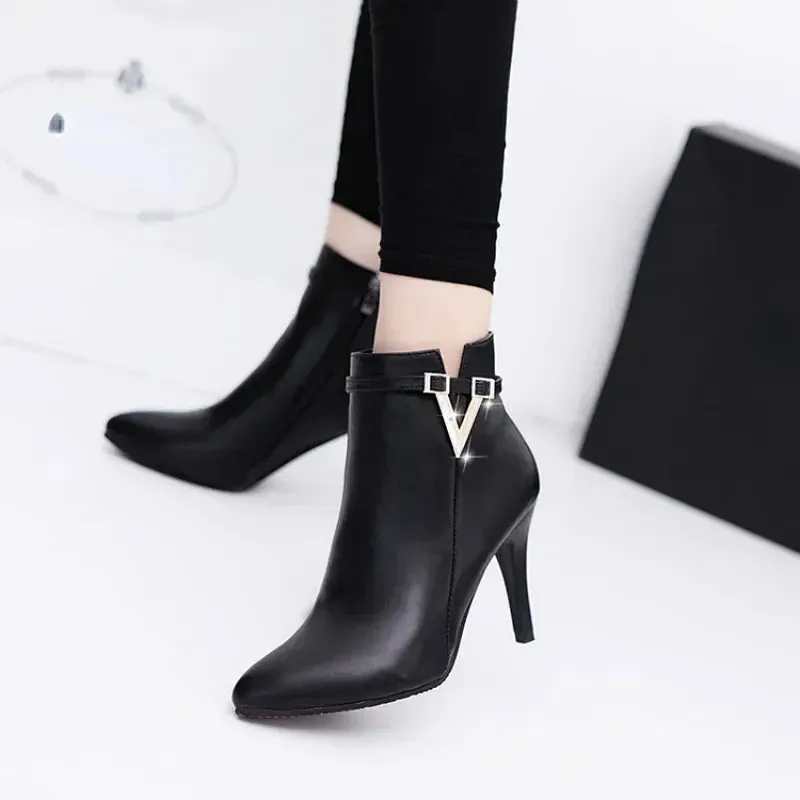 Woman Sexy Ankle Leather Zipper Boot,Pointed High Heels Toe