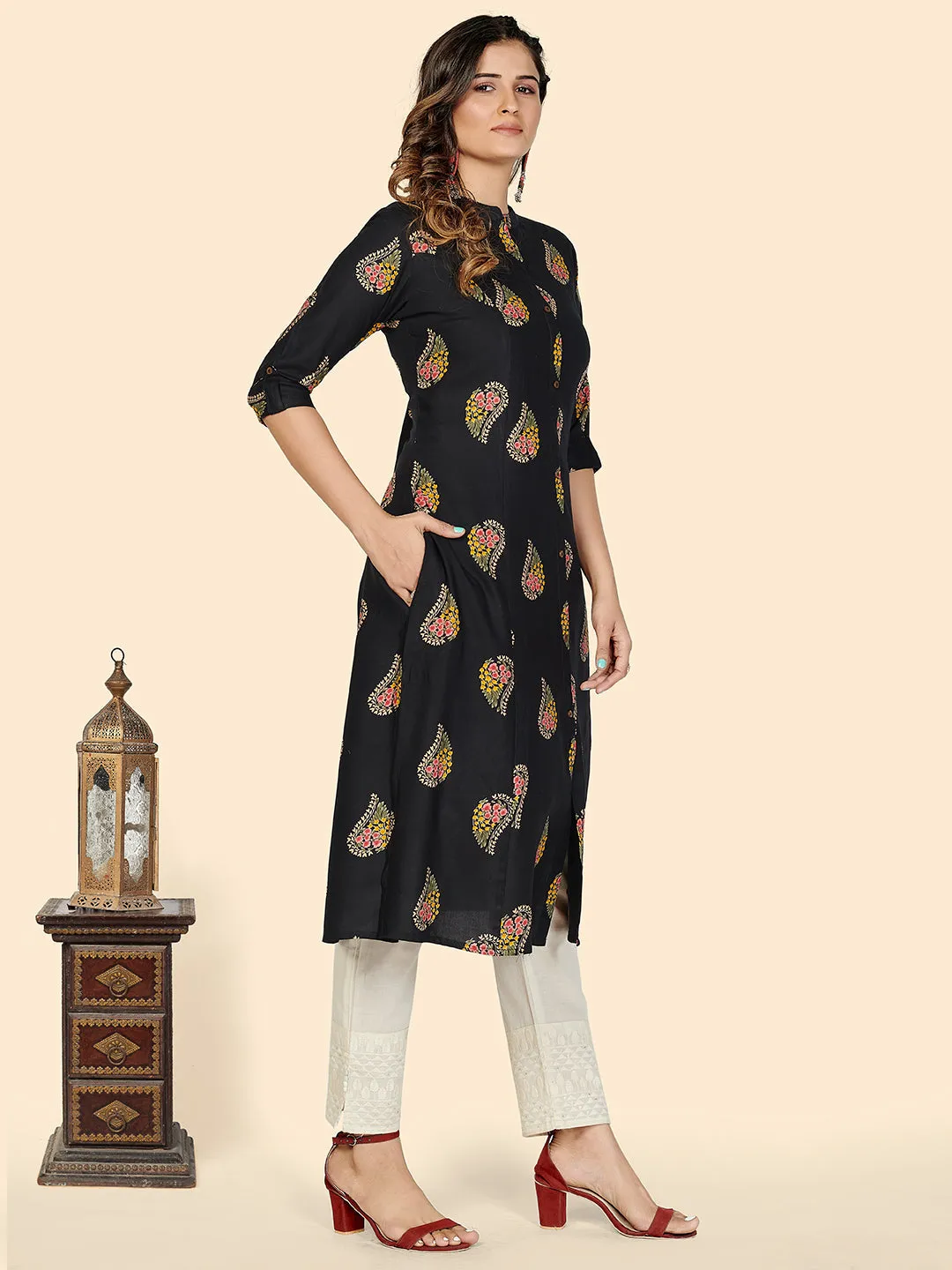 Women'S Block Print A-Line Rayon Black Stitched Kurta