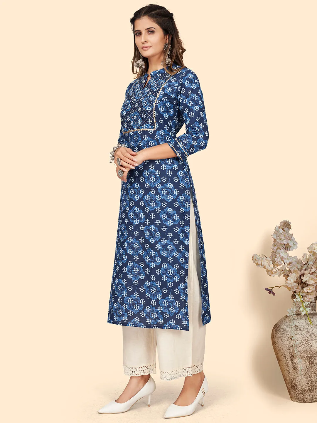 Women'S Print & Sequience Straight Cotton Blue Stitched Kurta