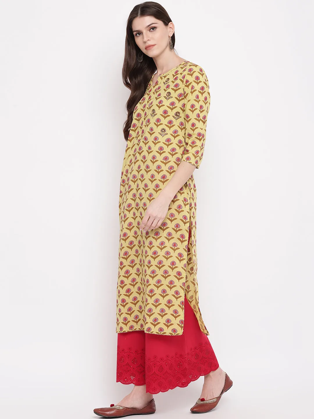 Women'S Printed,Gota Patti Work, Sequience Work Straight Cotton Yellow Kurti