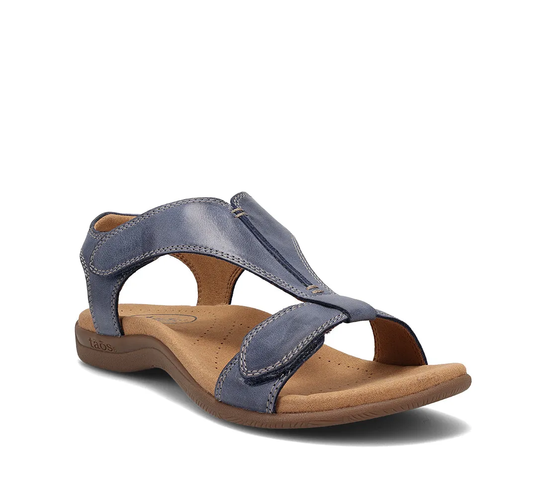 Women's Taos The Show Color: Dark Blue